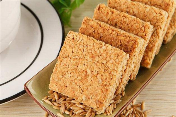 粗粮饼干的热量(好吃点高纤粗粮饼干)