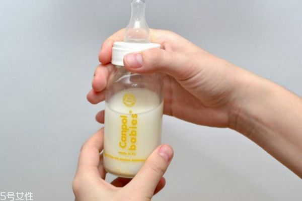 奶粉可以干吃吗(奶粉可以干吃吗?)