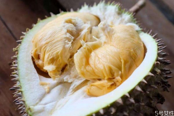 硬榴莲可以吃吗(硬榴莲可以吃吗)