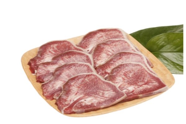 牛舌的热量有多少呢(牛舌头的热量)