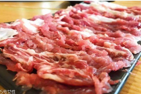 牛舌头有什么营养价值呢(牛舌头的营养价值)