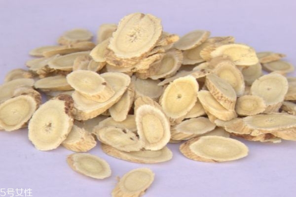什么人群不能吃山甘草呢(甘草哪些人不能吃)