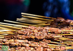 夏天吃烧烤,冬天吃烧烤合适吗