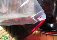 桑葚泡酒多久可以喝,桑葚泡酒多久可以喝桑葚泡酒什么时候喝最好 桑葚泡酒多久可以喝,桑葚泡酒多久可以喝桑葚泡酒什么时候喝最好