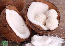 椰子怎么选哪个比较好?,椰子怎么选比较甜