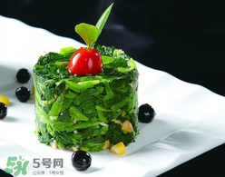 菠菜和黄豆能一起吃吗?,黄豆和菠萝能一起吃吗