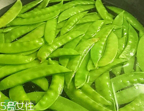 荷兰豆要焯水,荷兰豆用水焯吗