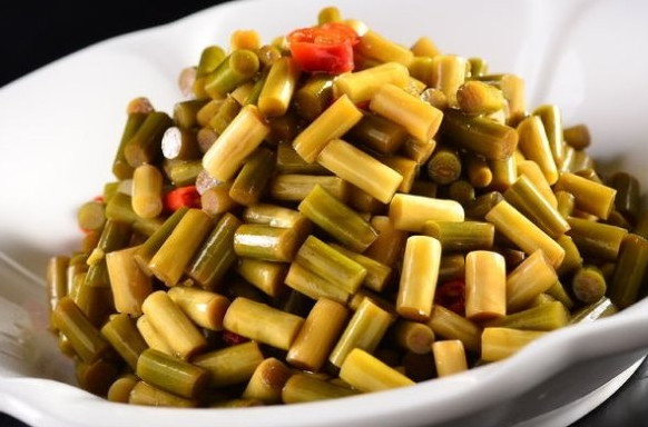 蒜苔的腌制方法 家常,家常腌蒜苔的方法