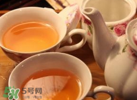 经常蒲公英泡水喝好吗,蒲公英泡水能天天喝吗?