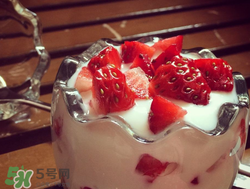 喝酸奶的最佳时间是什么时候,喝酸奶的最佳时间表