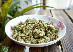 香椿炒鸡蛋有毒吗,香椿炒鸡蛋有毒吗?可以怎么吃