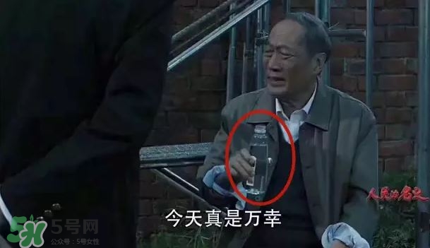 天地精华矿泉水零售价,天地精华矿泉水零售价多少一小瓶 天地精华矿泉水零售价,天地精华矿泉水零售价多少一小瓶