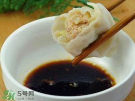 香椿素馅饺子怎么做好吃,香椿素馅饺子怎么做好吃土豆升糖值多少