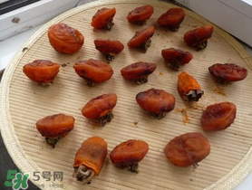 柿子怎么保存不变黑,柿子怎样催熟快又好吃