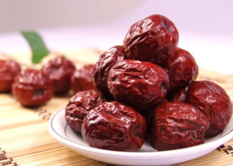 经常吃红枣可以丰胸吗,红枣汤能丰胸吗