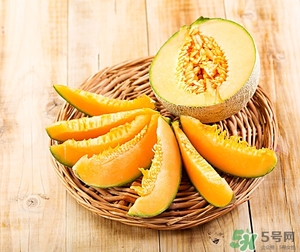 新疆哈密瓜特点,新疆哈密瓜介绍和特点