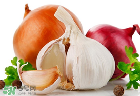 大蒜发霉还能吃吗,大蒜头发霉还能吃吗