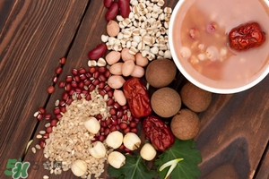 莲子的营养价值和功效,莲子的营养价值和功效都有哪些 莲子的营养价值和功效,莲子的营养价值和功效都有哪些