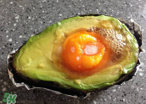 牛油果怎么吃不苦,牛油果怎么是苦的