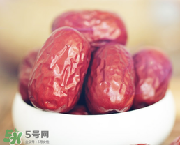 灰枣和和田枣哪个好,灰枣和和田枣哪个好吃 灰枣和和田枣哪个好,灰枣和和田枣哪个好吃