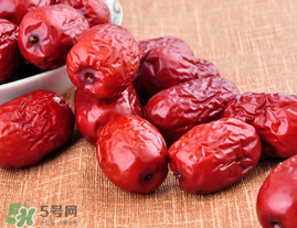 灰枣为什么有灰,灰枣是不是上面有灰