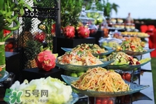 禽流感鸡能吃吗,疫情可以吃自助餐吗