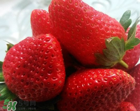 没有草莓的草莓蛋糕,奶油草莓图片