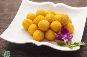 炸元宵要煮熟了再炸吗,元宵是煮熟了炸还是直接炸 炸元宵要煮熟了再炸吗,元宵是煮熟了炸还是直接炸