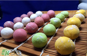 五彩汤圆怎么做,做五彩汤圆的步骤图片