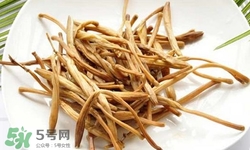 黄花菜下奶食谱,黄花菜下奶的做法