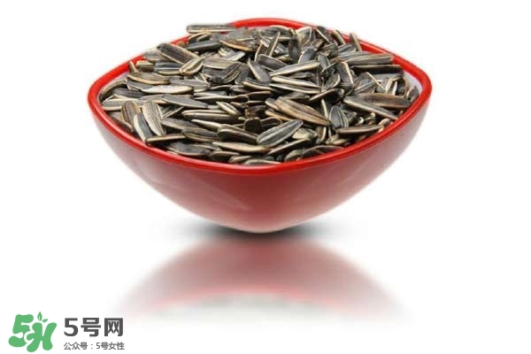 瓜子一次吃多少合适,一天吃多少瓜子比较好 瓜子一次吃多少合适,一天吃多少瓜子比较好