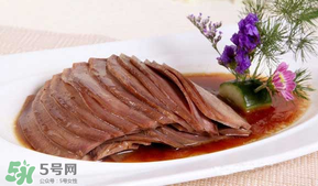 猪舌头怎么去白苔,猪舌头上的白苔怎么去除