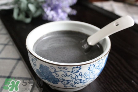 和芝麻糊相克的食物,黑芝麻糊和什么相克