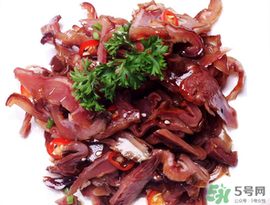 猪肚怎么清洗才能干净没有味道,猪肚怎么清洗干净又简单 猪肚怎么清洗才能干净没有味道,猪肚怎么清洗干净又简单