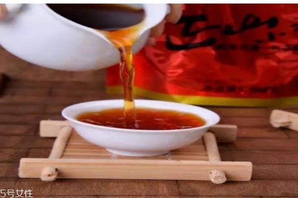 喝红茶有什么要注意的呢(喝红茶应该注意什么)