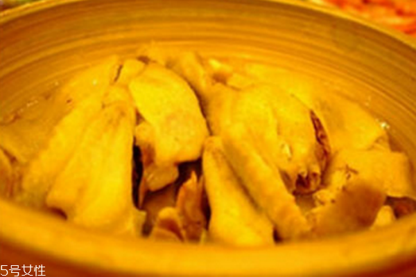 坐月子一般吃什么好,孕妇月子里可以吃什么