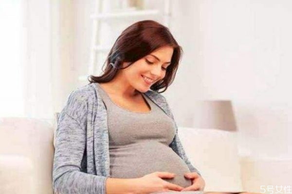 导乐分娩的优点,导乐分娩和无痛分娩的优点和缺点