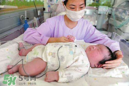 导乐分娩镇痛仪是什么,导乐分娩镇痛仪和无痛分娩哪个好