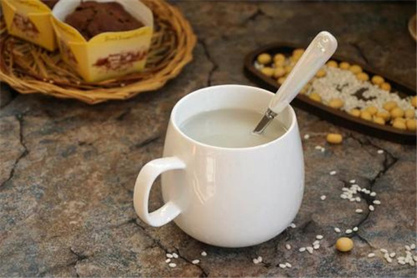 豆浆可以预防骨质疏松(豆浆可以预防骨质疏松吗)