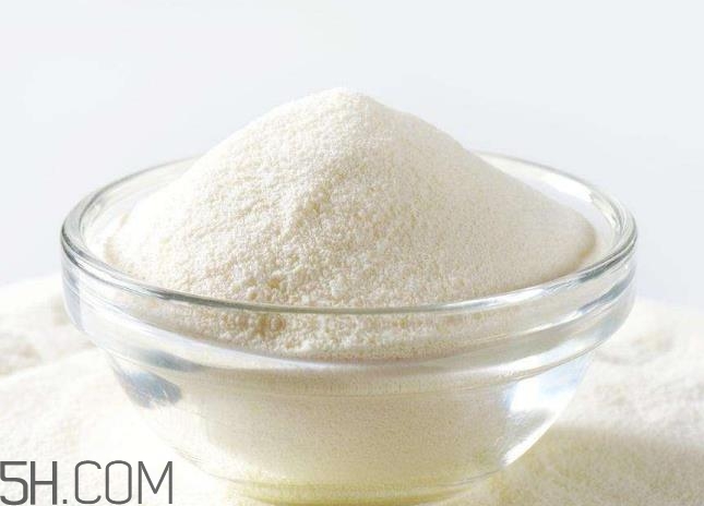 奶粉如何选择(如何给婴儿选择合适的奶粉)