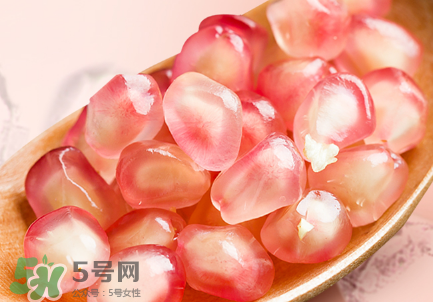 中秋节为什么吃石榴和葡萄,中秋节为什么吃石榴?