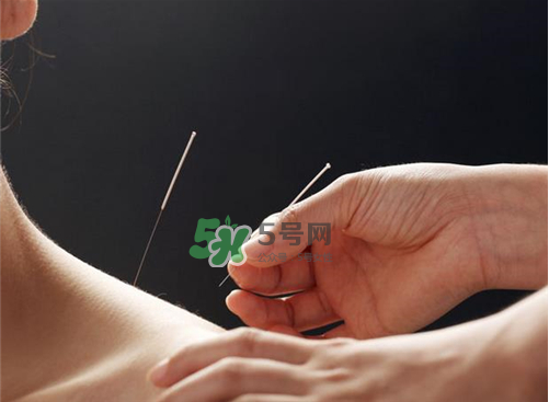 三伏天针灸有什么好处啥时间艾灸,三伏天艾灸的好处和功效有哪些