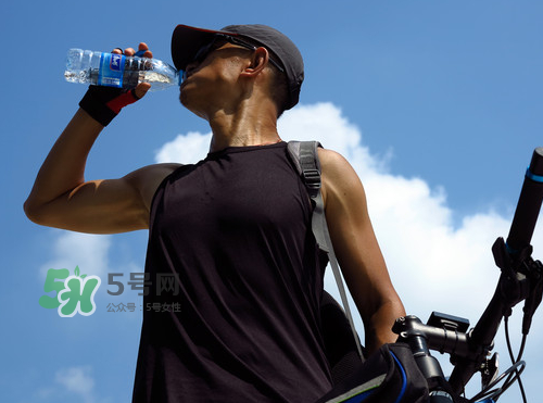 七月份为什么这么热,7月份热吗