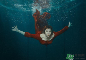 什么时候游泳比较好,什么时候游泳最好游多长时间