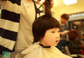 自己可以剪头发吗,怎样自己剪头发