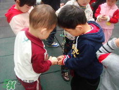 立夏斗蛋的玩法,立夏撞蛋的由来