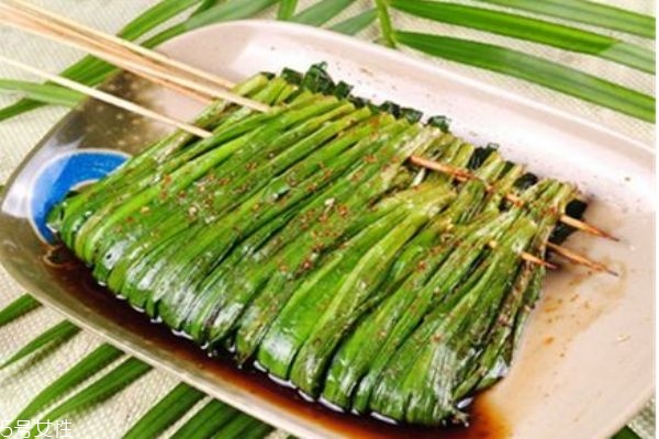 韭菜有什么食用禁忌吗(韭菜的食用禁忌)