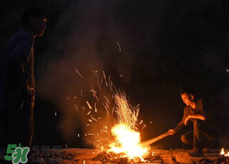 清明节为什么烧纸,清明节为什么烧纸钱