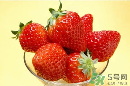 如何在阳台上种草莓,怎么在阳台种草莓