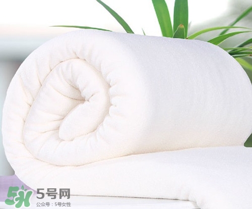 哪种被子适合儿童,潮湿地区适合什么被子